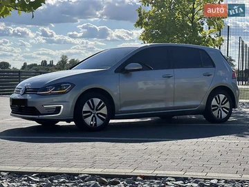 Авто Volkswagen E-Golf 2019 № 8061164