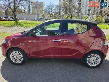 Авто Lancia Ypsilon 2013 № 8061366
