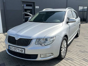 Авто Skoda Superb 2010 № 8061400