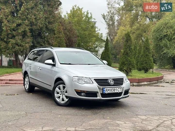 Авто Volkswagen Passat 2010 № 8061404
