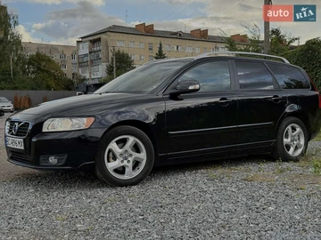 Авто Volvo V50 2011 № 8061416