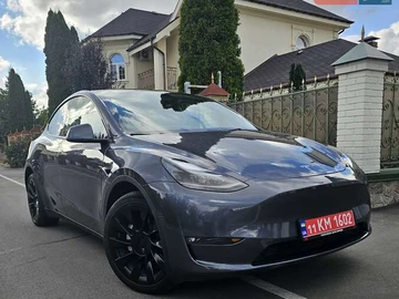 Авто Tesla Model Y 2023 № 8061587