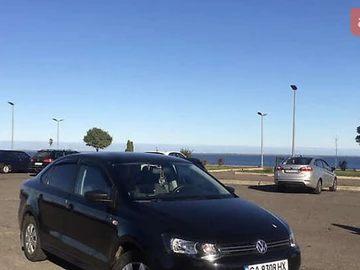 Авто Volkswagen Polo 2011 № 8061732