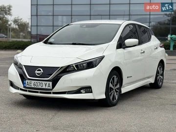 Авто Nissan Leaf 2018 № 8061905