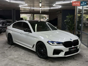Авто BMW 5 Series 2018 № 8061942