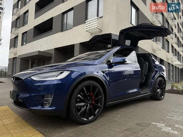 Авто Tesla Model X 2019 № 8062065
