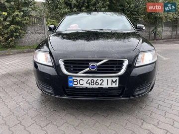 Авто Volvo V50 2009 № 8062120
