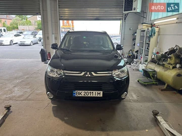 Авто Mitsubishi Outlander 2012 № 8062383