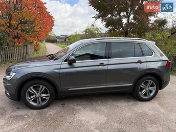 Авто Volkswagen Tiguan 2019 № 8062426
