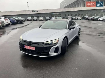 Авто Audi E-Tron Gt 2022 № 8062440