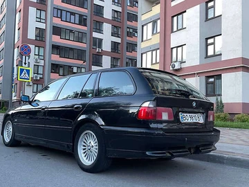Авто BMW 5 Series 2001 № 8062644