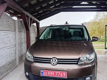 Авто Volkswagen Touran 2012 № 8062714