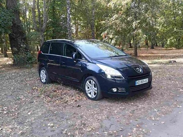 Авто Peugeot 5008 2011 № 8062852