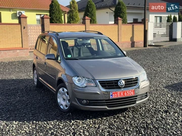 Авто Volkswagen Touran 2007 № 8063417