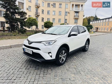 Авто Toyota Rav4 2017 № 8063723