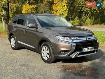 Авто Mitsubishi Outlander 2020 № 8063724