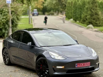 Авто Tesla Model 3 2022 № 8063826