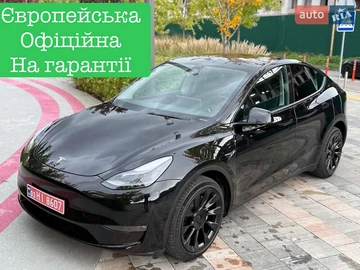 Авто Tesla Model Y 2023 № 8063959