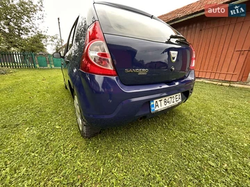 Авто Dacia Sandero 2009 № 8064046