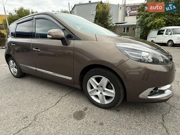 Авто Renault Grand Scenic 2016 № 8064281