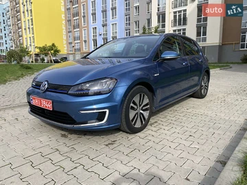 Авто Volkswagen E-Golf 2015 № 8064301