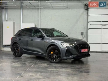 Авто Audi E-Tron 2021 № 8064647