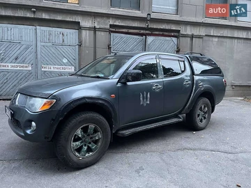 Авто Mitsubishi L 200 2006 № 8064822