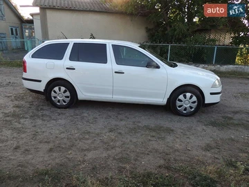 Авто Skoda Octavia 2012 № 8064968