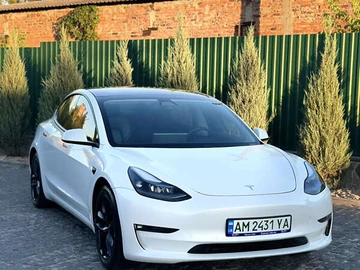 Авто Tesla Model 3 2020 № 8065106