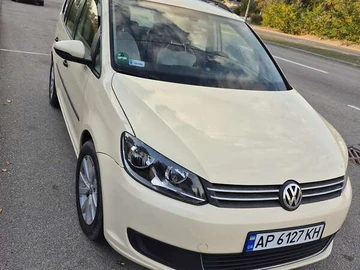 Авто Volkswagen Touran 2014 № 8065221