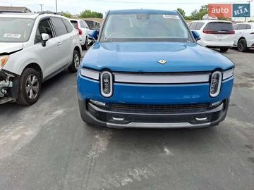 Авто Rivian R1T 2023 № 8065380