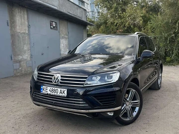 Авто Volkswagen Touareg 2015 № 8065671