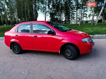 Авто Chevrolet Aveo 2005 № 8065756