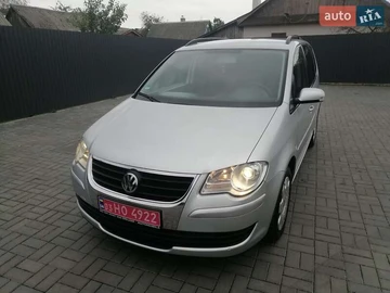 Авто Volkswagen Touran 2007 № 8065898