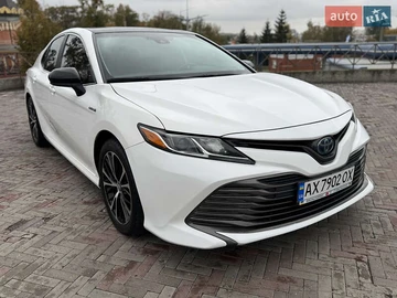 Авто Toyota Camry 2019 № 8066183