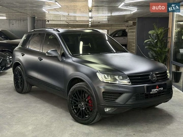 Авто Volkswagen Touareg 2017 № 8066204