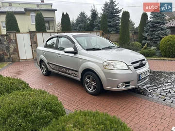 Авто Chevrolet Aveo 2007 № 8066335
