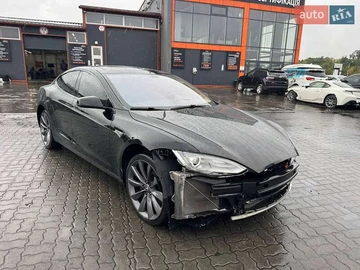 Авто Tesla Model S 2013 № 8066670