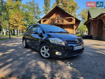 Авто Toyota Auris 2011 № 8066783