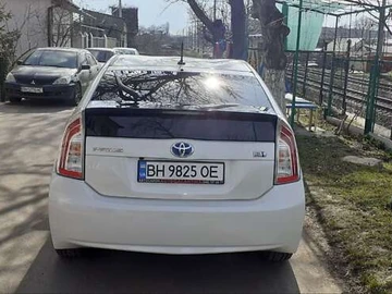 Авто Toyota Prius 2015 № 8066800