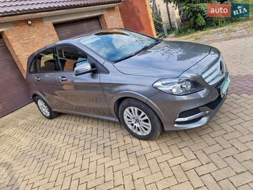 Авто Mercedes B-Class 2017 № 8066832