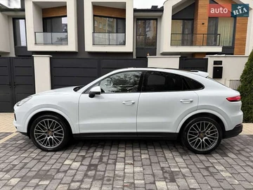 Авто Porsche Cayenne 2022 № 8067153