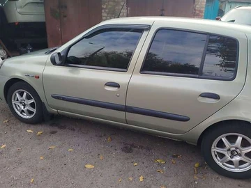 Авто Renault Symbol 2002 № 8067274