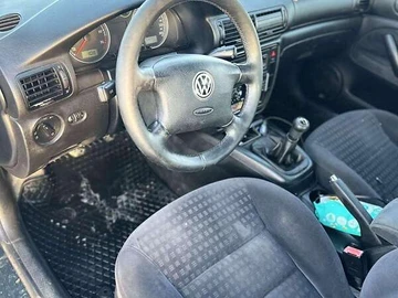Авто Volkswagen Passat 2002 № 8067308