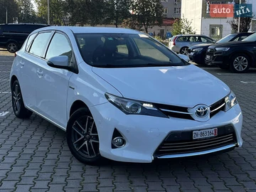 Авто Toyota Auris 2013 № 8067902