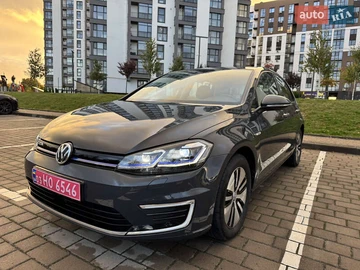 Авто Volkswagen E-Golf 2020 № 8067933