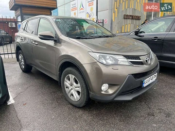 Авто Toyota Rav4 2015 № 8068067