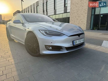 Авто Tesla Model S 2017 № 8068247
