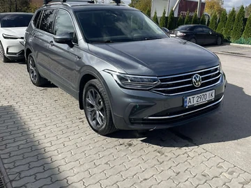 Авто Volkswagen Tiguan 2022 № 8068268