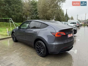 Авто Tesla Model Y 2022 № 8068285